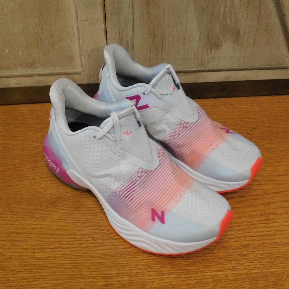 New Balance Absorb Women's Size 9 Shoe